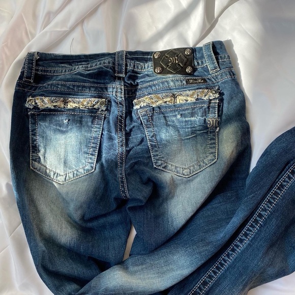 ☁️🤍VINTAGE MISS ME JEANS - Picture 4 of 5